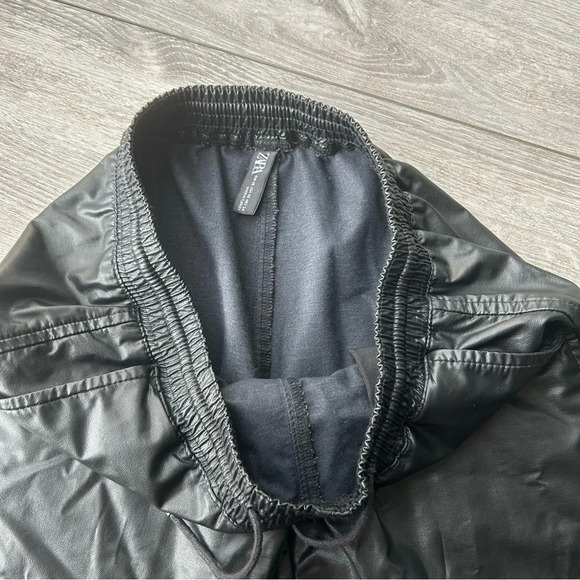 Zara  Faux Leather Relaxed Fit Jogger Pants - Picture 7 of 13